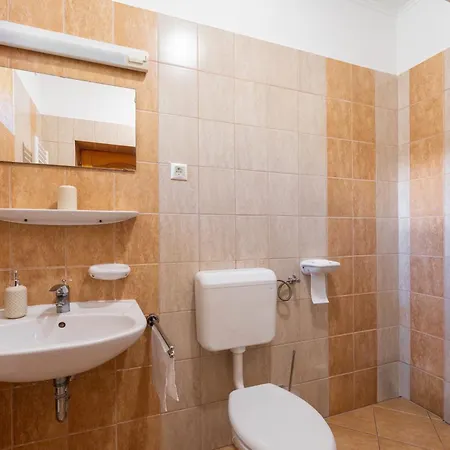 Casa de hóspedes Hársfa 3*