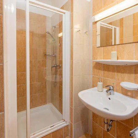 Casa de hóspedes Hársfa 3*